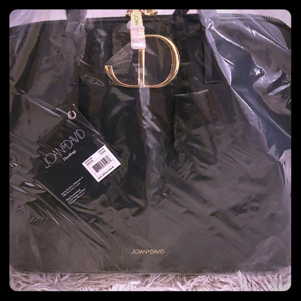 Joan and David Satchel